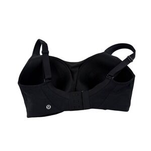 Lululemon Sports Bra 34E Black Fine Form Wireless Medium-Impact